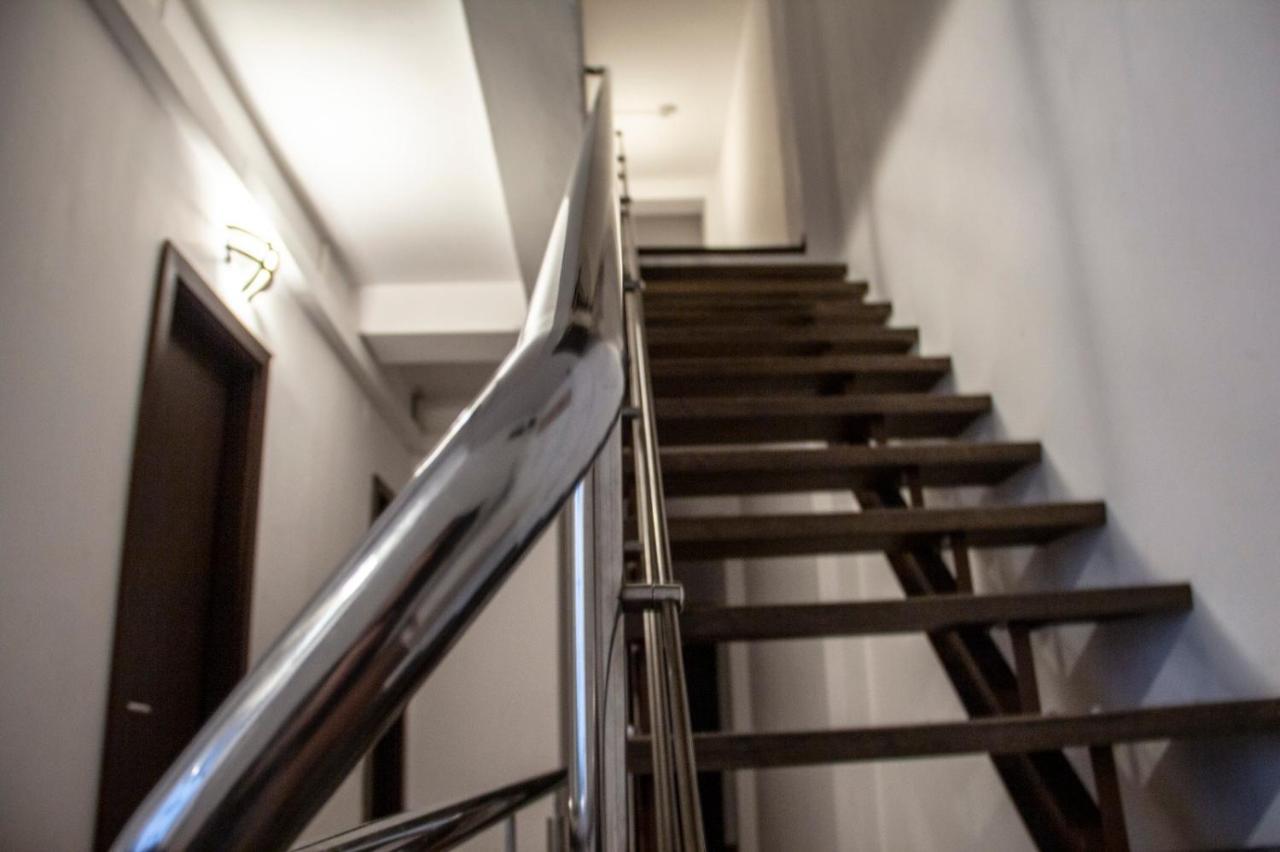 Happy Hotel Bucarest