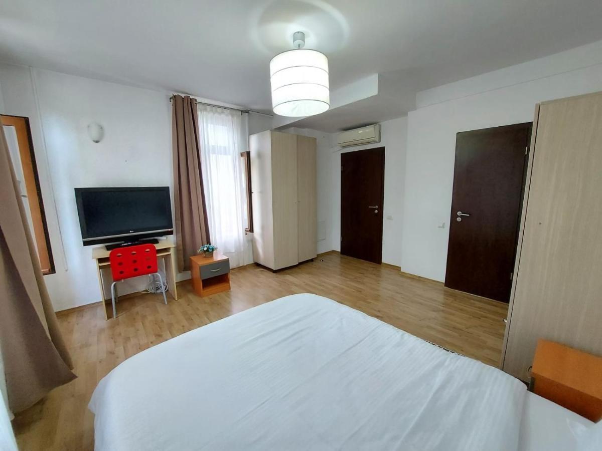 Happy Hotel Bucarest